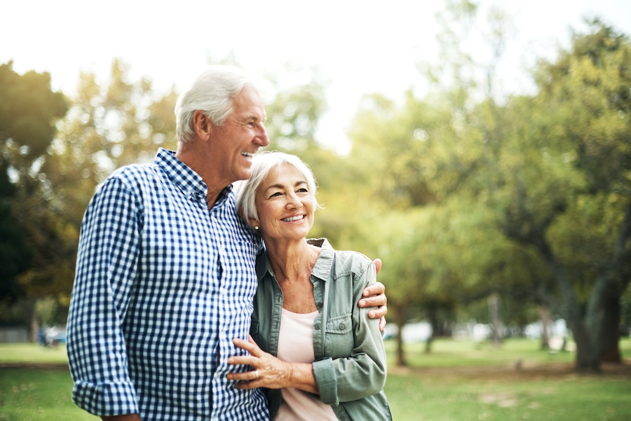 senior couple interested in types of all on 4 dentures